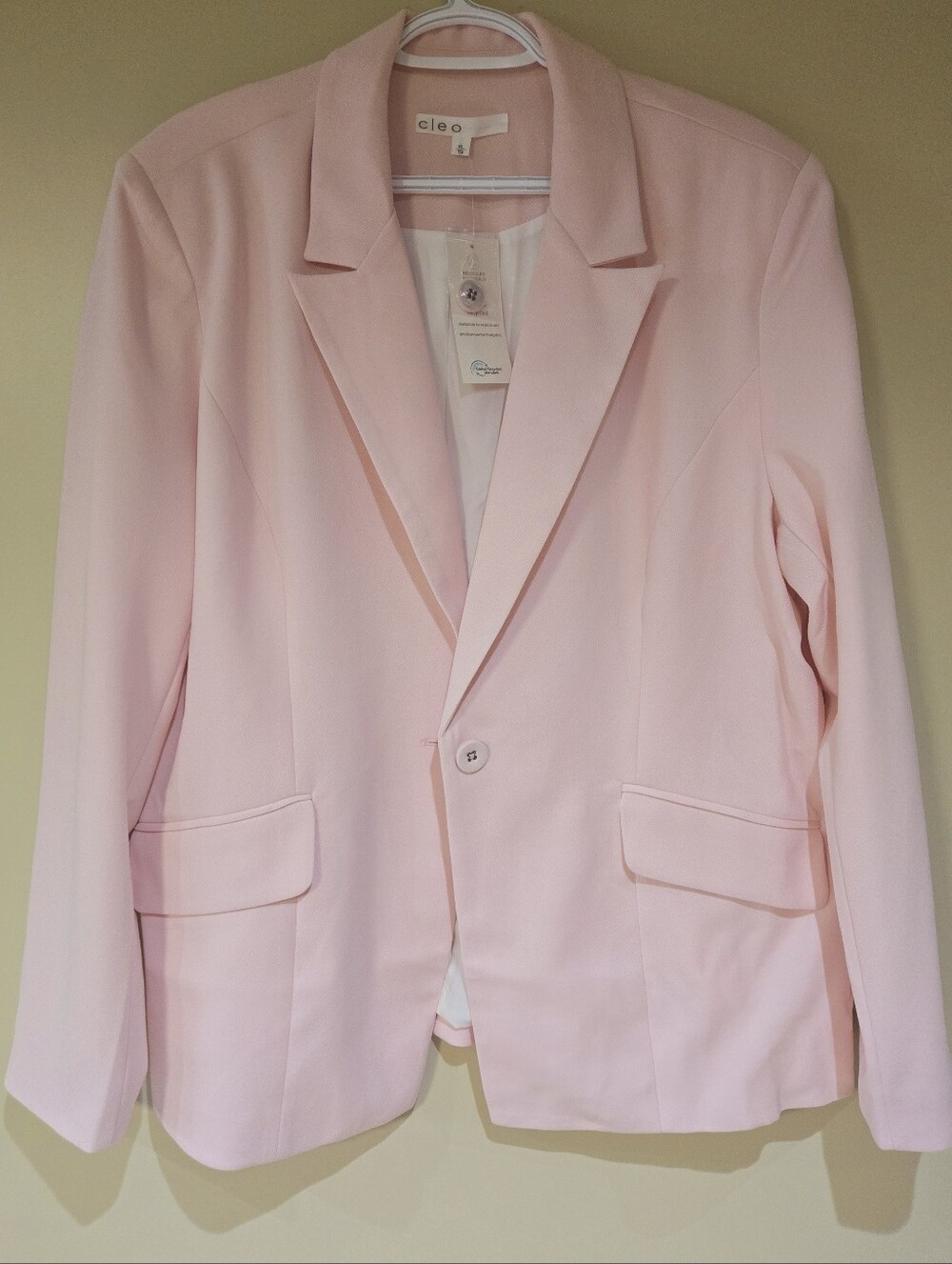 Cleo Women’s Pink Blazer Size XL New with Tags Recycled Material Single Button